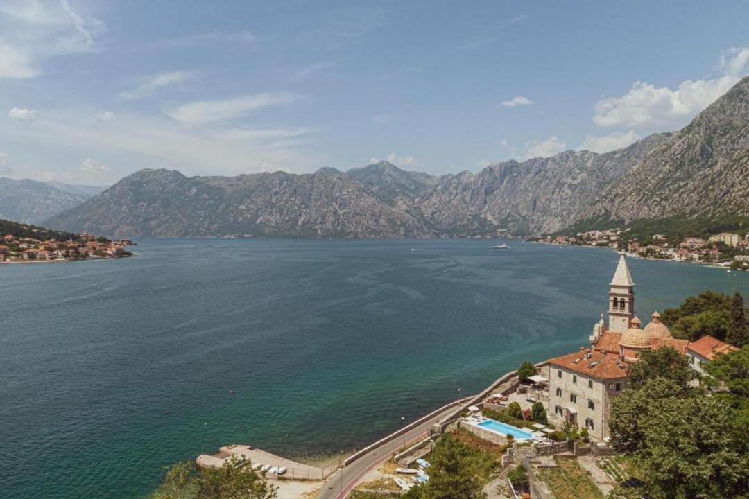 Villa Kamena Kotor Exterior photo