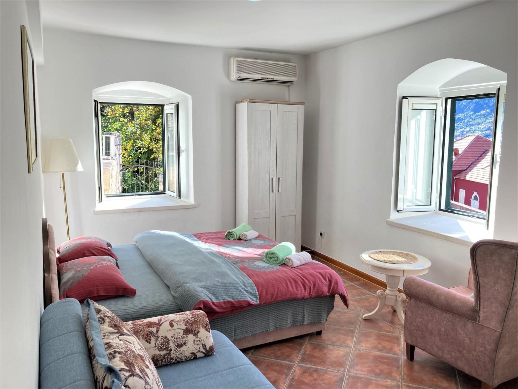 Villa Kamena Kotor Exterior photo